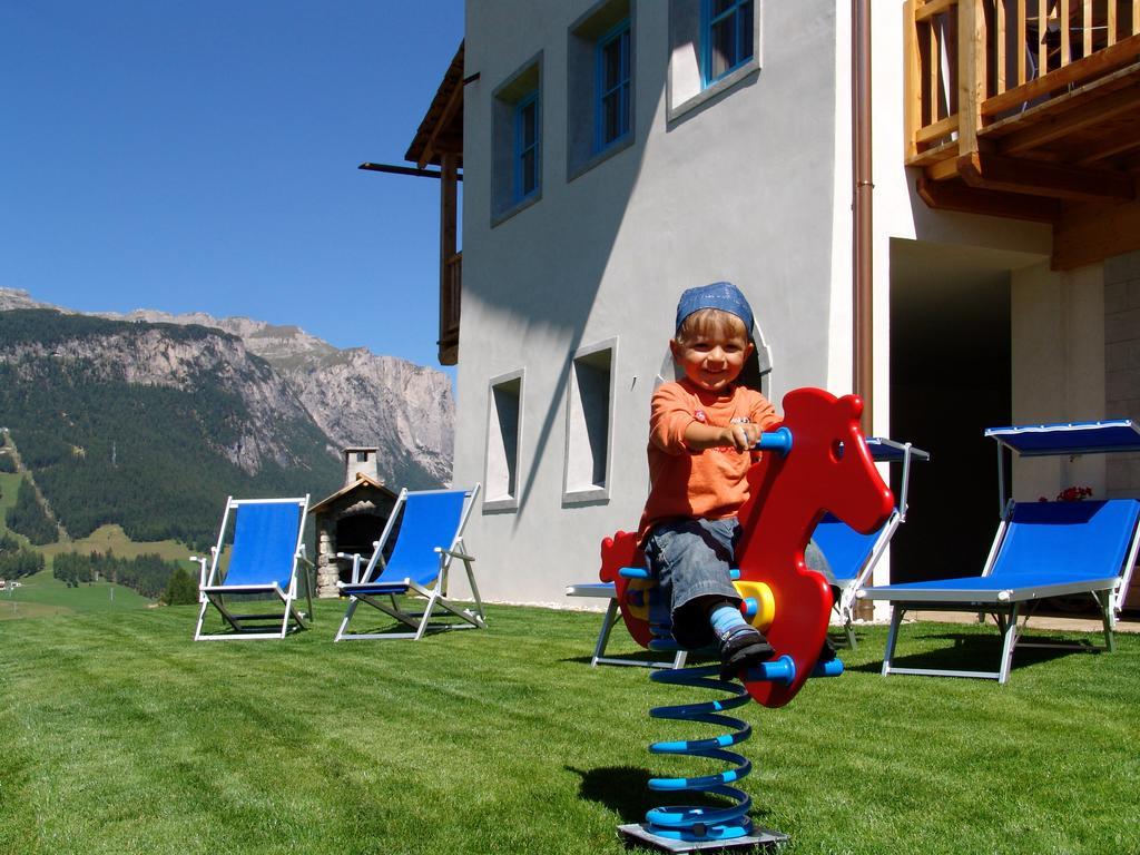 Apartments Serghela San Cassiano  Exterior foto